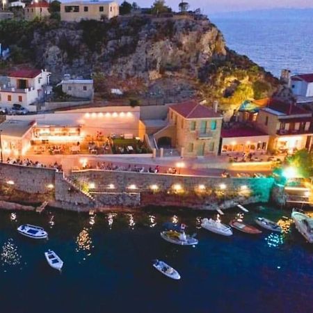 Κατοικία 80 Τ.Μ. Δίπλα Από Την Θάλασσα Στην Ελιά. Elia  Exteriör bild